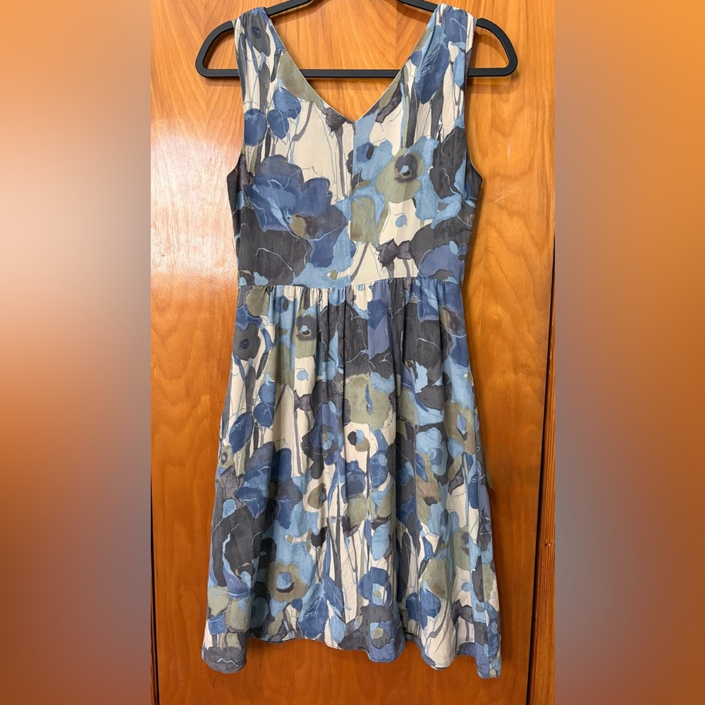 Banana Republic Blue, Gray & Green Floral 100% Silk Summer Midi Dress - Picture 2 of 10
